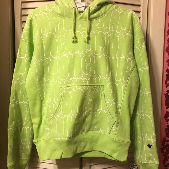 NWT CHAMPION REVERSE WEAVE GRAFFITI HOODIE - Picture 2 of 8
